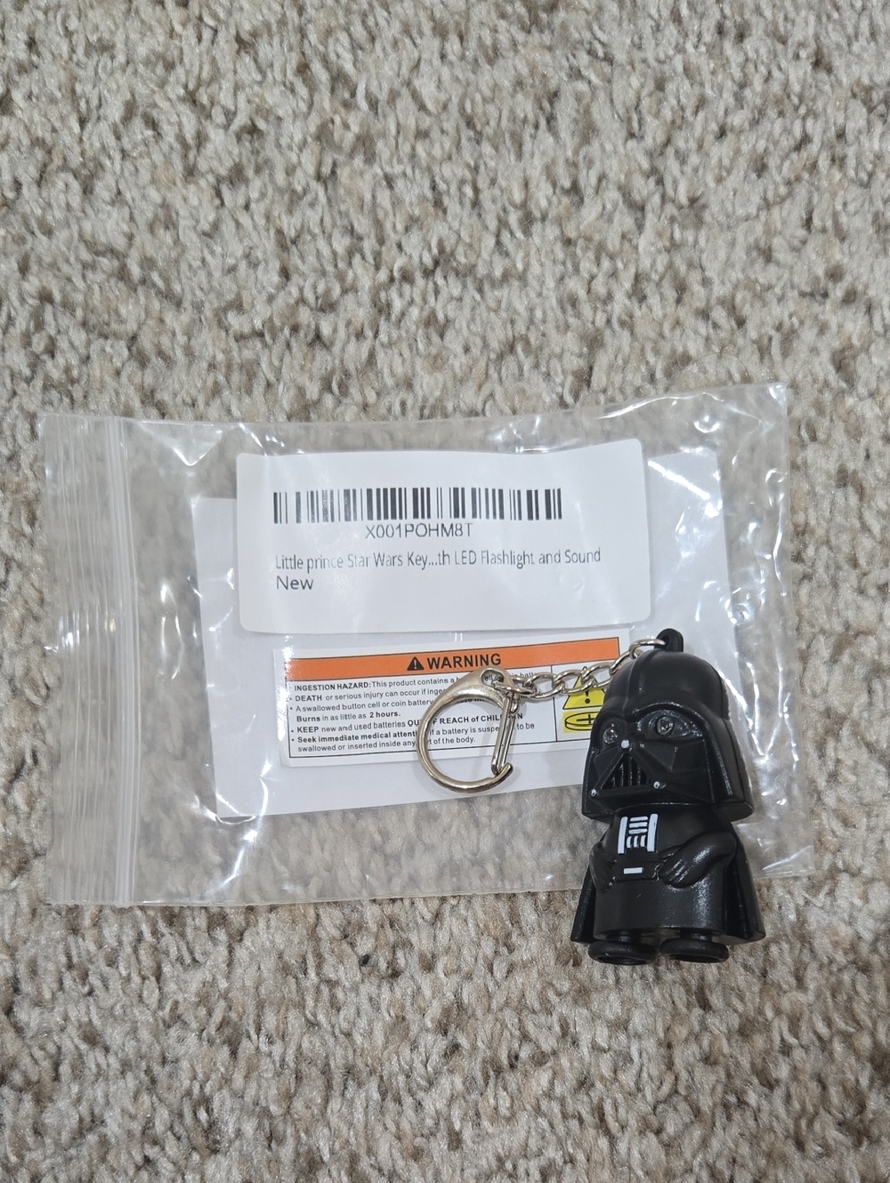 Star Wars Keychain Darth Vader With LED Flashlight & Sound - NWT